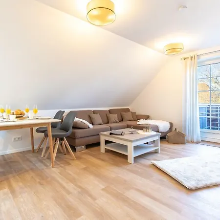 Erstklassige Ferienwohnung Anton Greetsiel شقة *